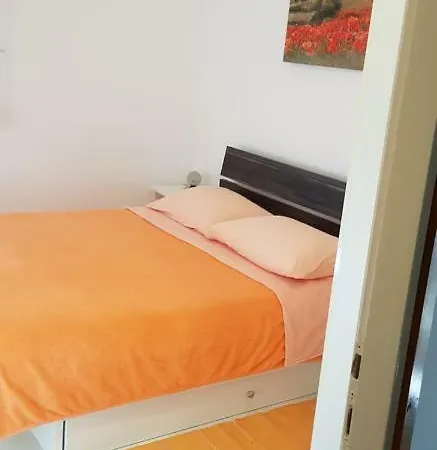 Daire Svjetlana Krk Town